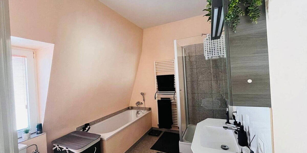 Etagenwohnung Bergisch Gladbach Kaule - 2 Zimmer, 80 m&sup2;, 390.000&euro; | Angebot:26377232