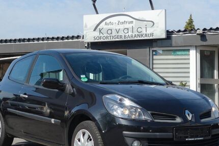 Renault Clio 208.024 km 1.999 &euro; Leverkusen 51379