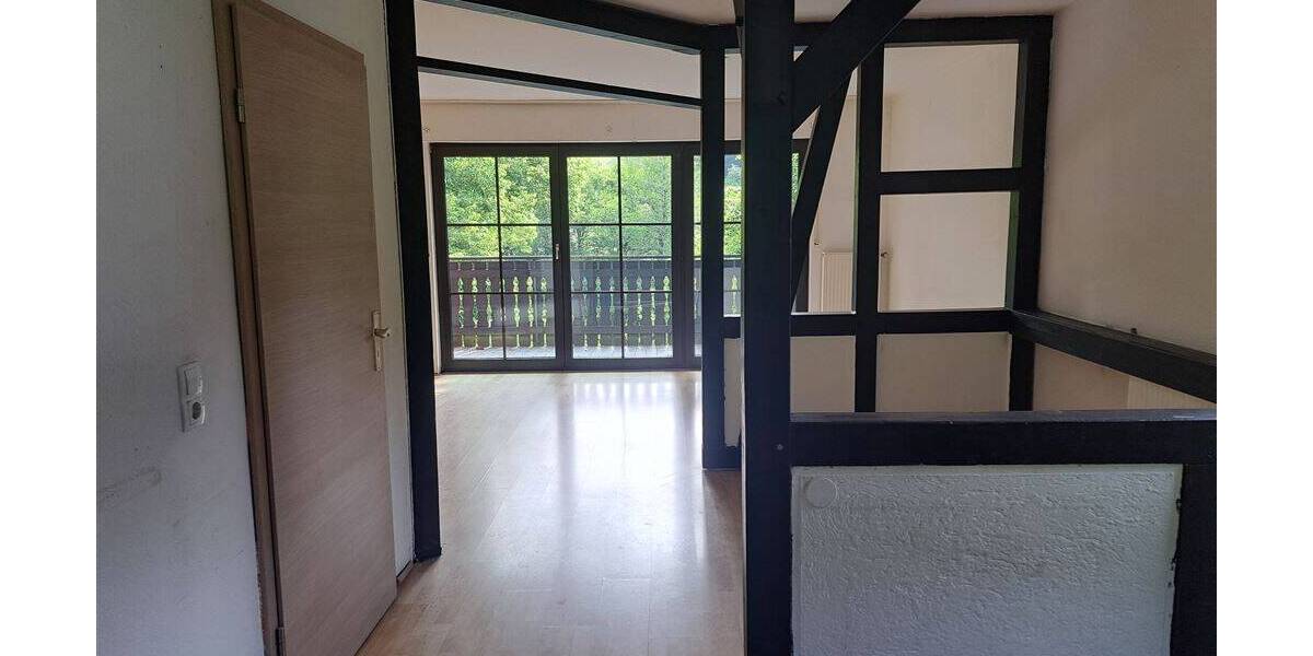 Mehrfamilienhaus, Wohnhaus Kürten - 7 Zimmer, 186 m&sup2;, 350.000&euro; | Angebot:25699790