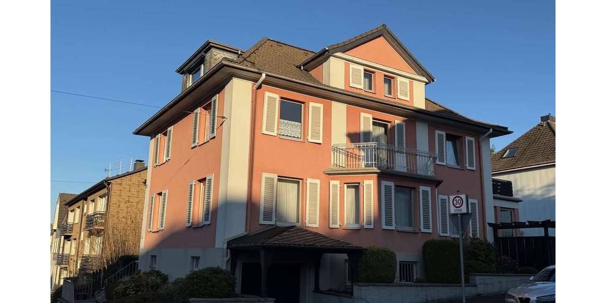 Einfamilienhaus Solingen Central - 12 Zimmer, 282 m&sup2;, 690.000&euro; | Angebot:23055254