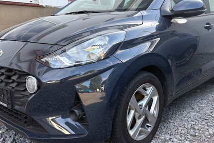 Hyundai i10 22.653 km 13.989 &euro; Solingen 42653