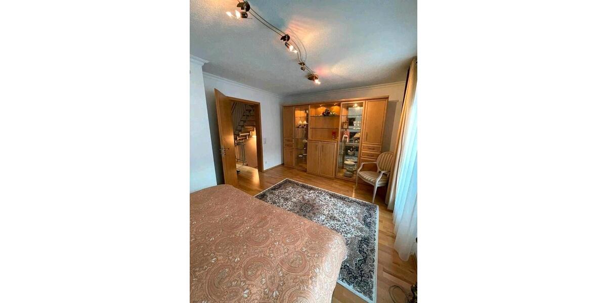 Reihenhaus Köln Kalk - 4 Zimmer, 134 m&sup2;, 650.000&euro; | Angebot:26058588