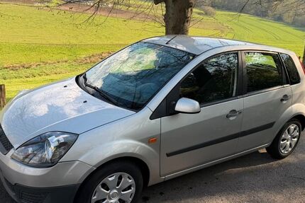 Ford Fiesta 232.052 km 1.100 &euro; Wuppertal 42277