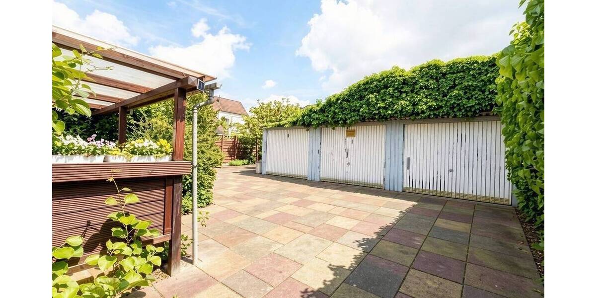 Mehrfamilienhaus, Wohnhaus Mülheim an der Ruhr Saarn - 7 Zimmer, 177 m&sup2;, 530.000&euro; | Angebot:26787190