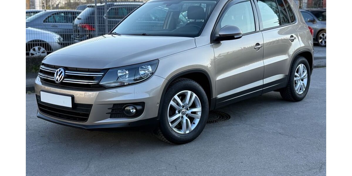 VW Tiguan 251.370 km 7.300 &euro; Hilden 40721