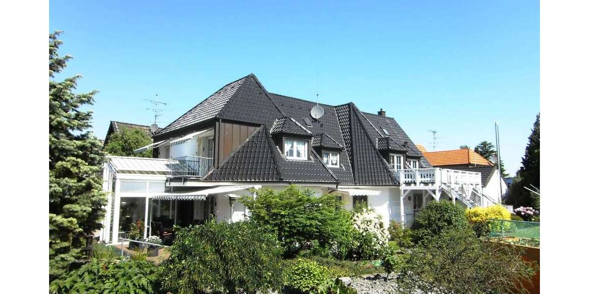 Einfamilienhaus Grevenbroich - 9 Zimmer, 300 m&sup2;, 890.000&euro; | Angebot:25161977