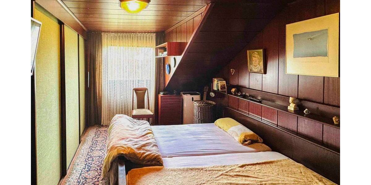 Etagenwohnung Neuss Rosellen - 2 Zimmer, 79 m&sup2;, 240.000&euro; | Angebot:26229587