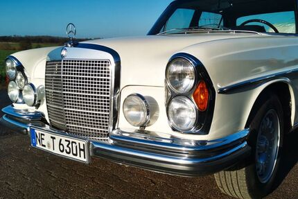 Mercedes-Benz 300 149.895 km 56.500 &euro; Neuss 41472