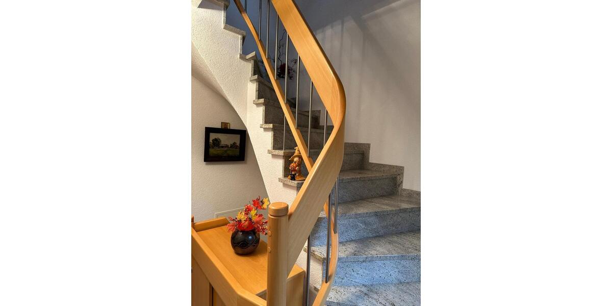 Mehrfamilienhaus, Wohnhaus Korschenbroich - 8 Zimmer, 219 m&sup2;, 849.000&euro; | Angebot:25375743