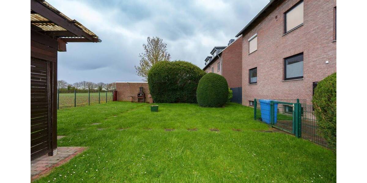 Etagenwohnung Neuss Rosellen - 3 Zimmer, 72 m&sup2;, 215.000&euro; | Angebot:26154718