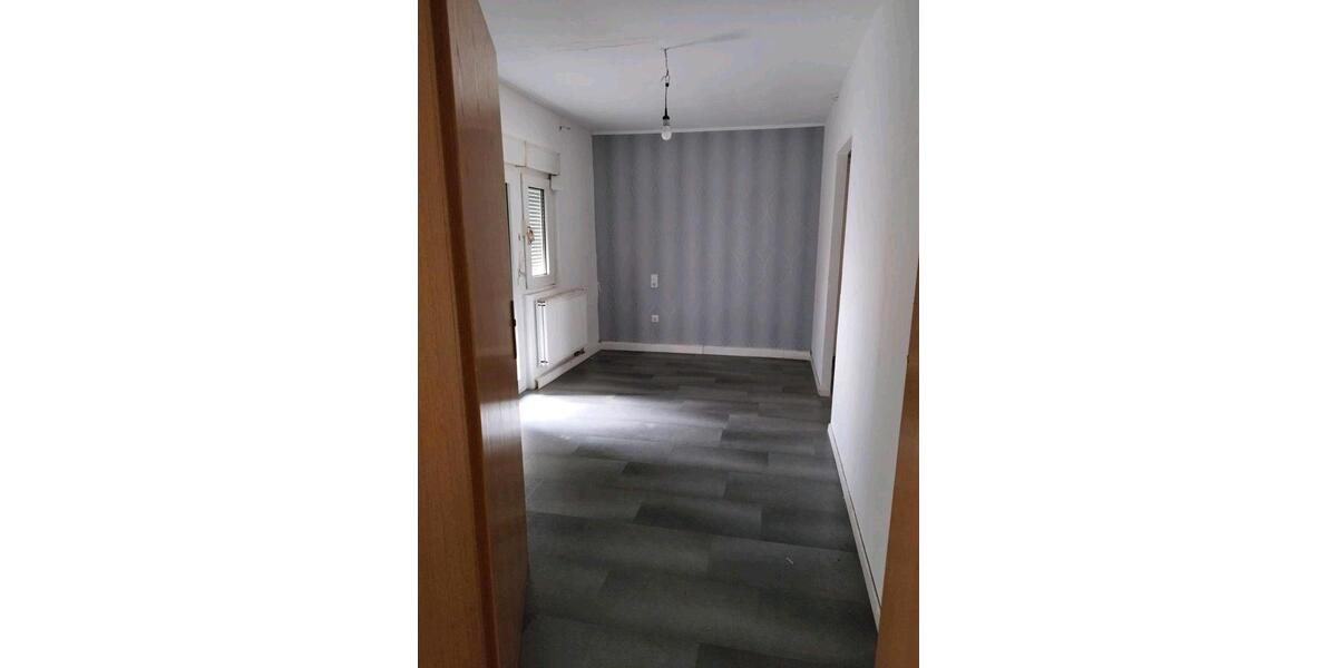 Einfamilienhaus Remscheid Remscheid-Süd - 9 Zimmer, 170 m&sup2;, 280.000&euro; | Angebot:26119825