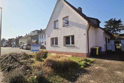 Haus Frechen - 7 Zimmer, 129 m&sup2;, 450.000&euro; | Angebot:24515899