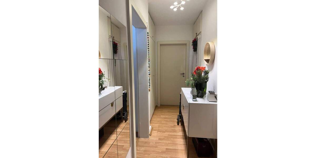 Etagenwohnung Düsseldorf Mörsenbroich - 2 Zimmer, 68 m&sup2;, 280.000&euro; | Angebot:26155922