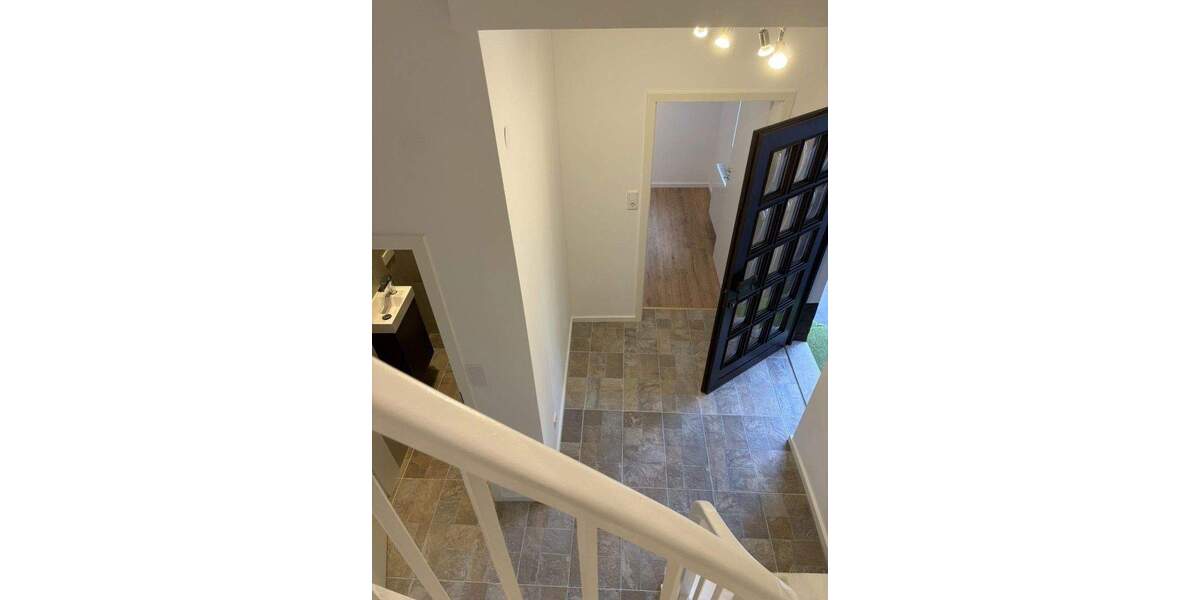 Einfamilienhaus Wuppertal Vohwinkel - 5 Zimmer, 282 m&sup2;, 780.000&euro; | Angebot:25657449