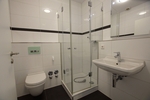 Moderne und großzügige 5 Zimmer-Wohnung über zwei Etagen mit separatem Eingang und Einbauküche - Maisonettenwohnung Düsseldorf Heerdt | Angebot:27313431