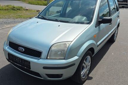 Ford Fusion 149.000 km 1.980 &euro; Köln 51105