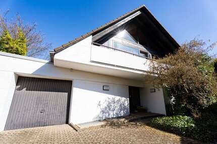 Haus Kaarst - 10 Zimmer, 233 m&sup2;, 799.000&euro; | Angebot:26216151