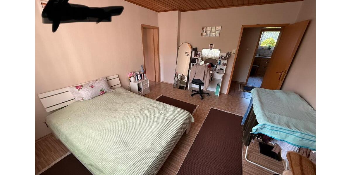 Etagenwohnung Wuppertal Arrenberg - 3.5 Zimmer, 72 m&sup2;, 250.000&euro; | Angebot:27072461