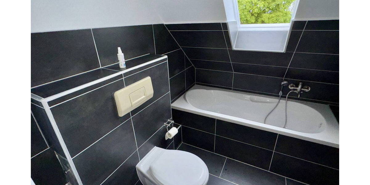 Etagenwohnung Wuppertal Cronenberg Cronenberg - 3 Zimmer, 79 m&sup2;, 640&euro; | Angebot:26154486