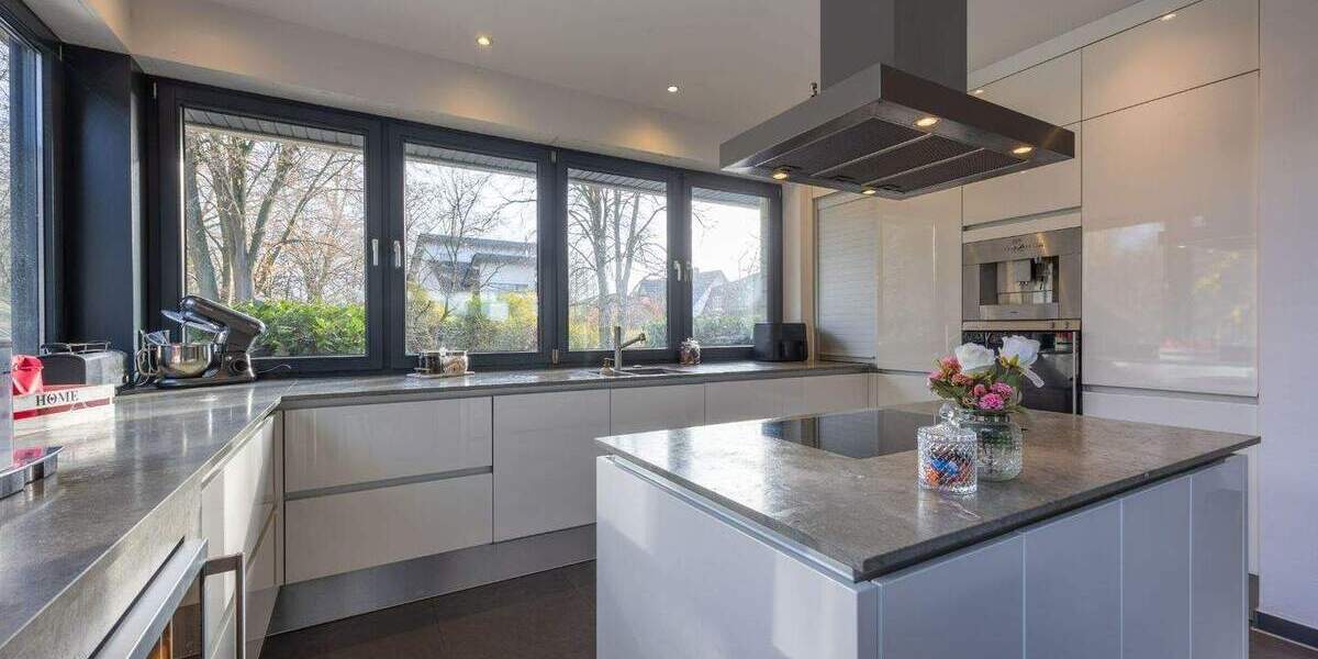 Doppelhaushälfte Neuss Gnadental - 7 Zimmer, 218 m&sup2;, 1.370.000&euro; | Angebot:25738398