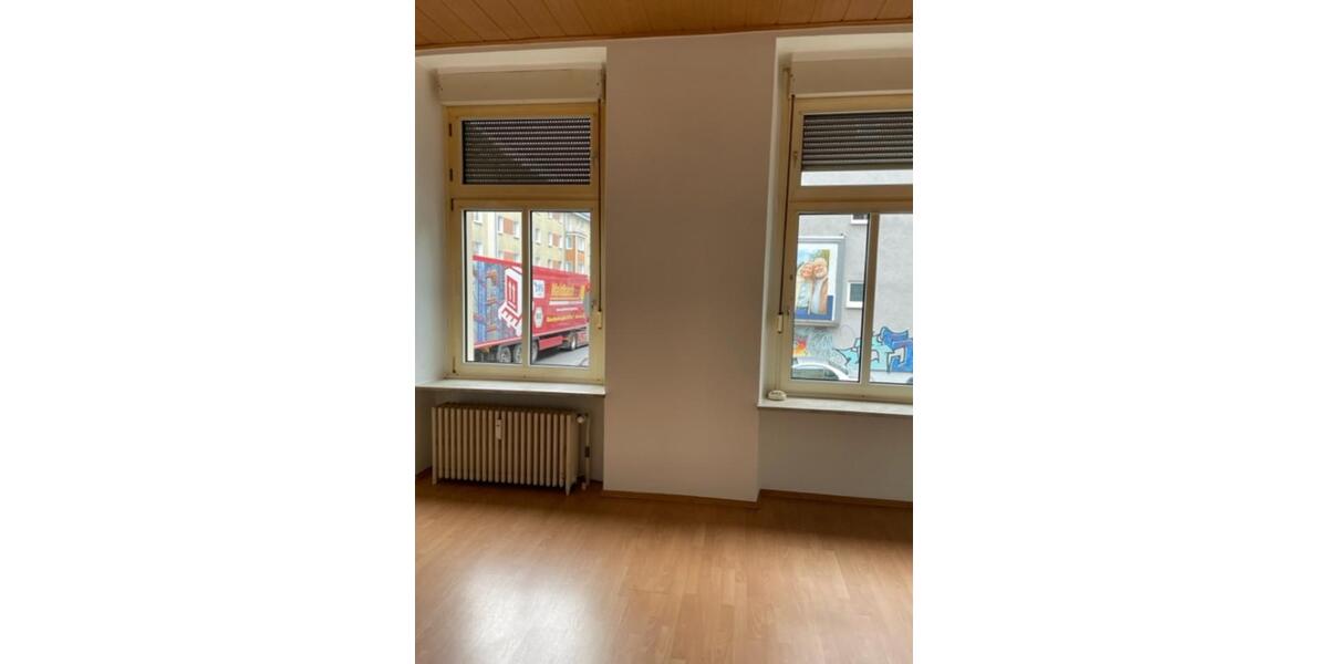 Erdgeschoßwohnung Wuppertal Unterbarmen - 3 Zimmer, 100 m&sup2;, 800&euro; | Angebot:23904688
