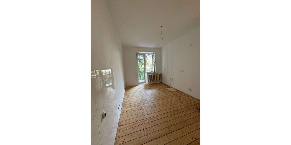 Etagenwohnung Düsseldorf Derendorf - 2 Zimmer, 62 m&sup2;, 1.290&euro; | Angebot:26268055