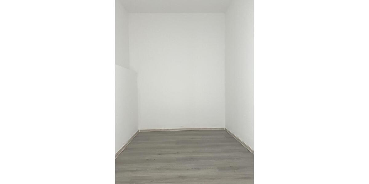 Etagenwohnung Wuppertal Gemarkung Elberfeld - 3 Zimmer, 67 m&sup2;, 450&euro; | Angebot:19102182