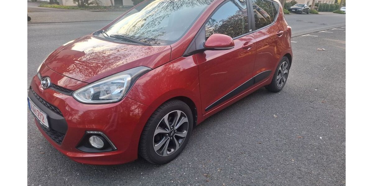 Hyundai i10 103.000 km 6.490 &euro; wuppertal 42277