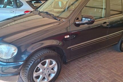 Mercedes-Benz ML 320 275.500 km 3.950 &euro; Wülfrath 42489