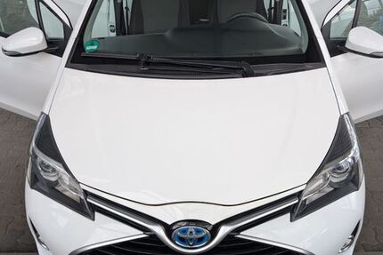 Toyota Yaris 122.500 km 11.499 &euro; Düsseldorf 40227
