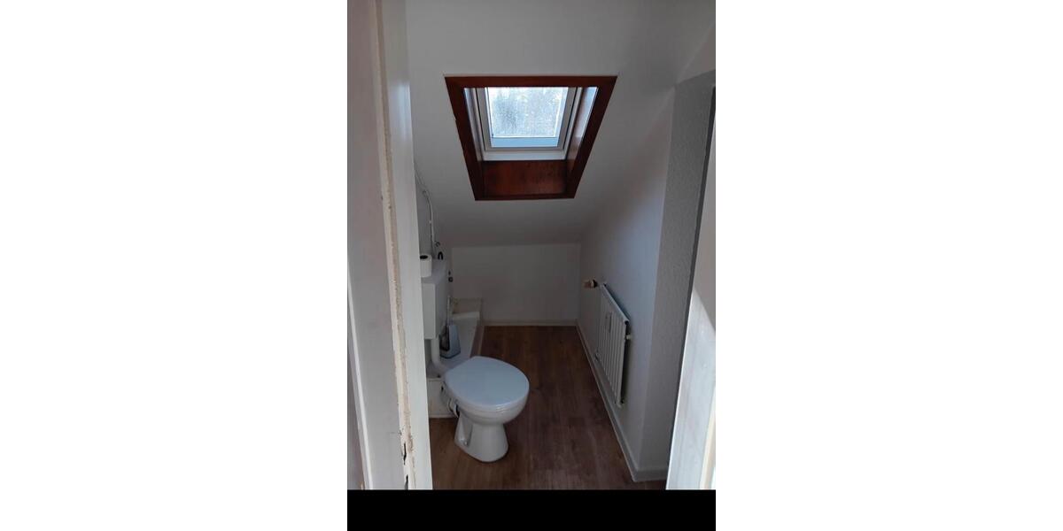 Dachgeschoßwohnung Remscheid - 2 Zimmer, 57 m&sup2;, 400&euro; | Angebot:26028930