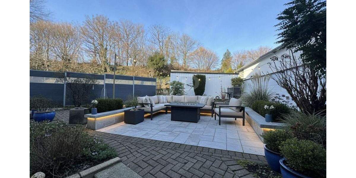 Mehrfamilienhaus, Wohnhaus Velbert Mitte - 8 Zimmer, 156 m&sup2;, 648.000&euro; | Angebot:25733780