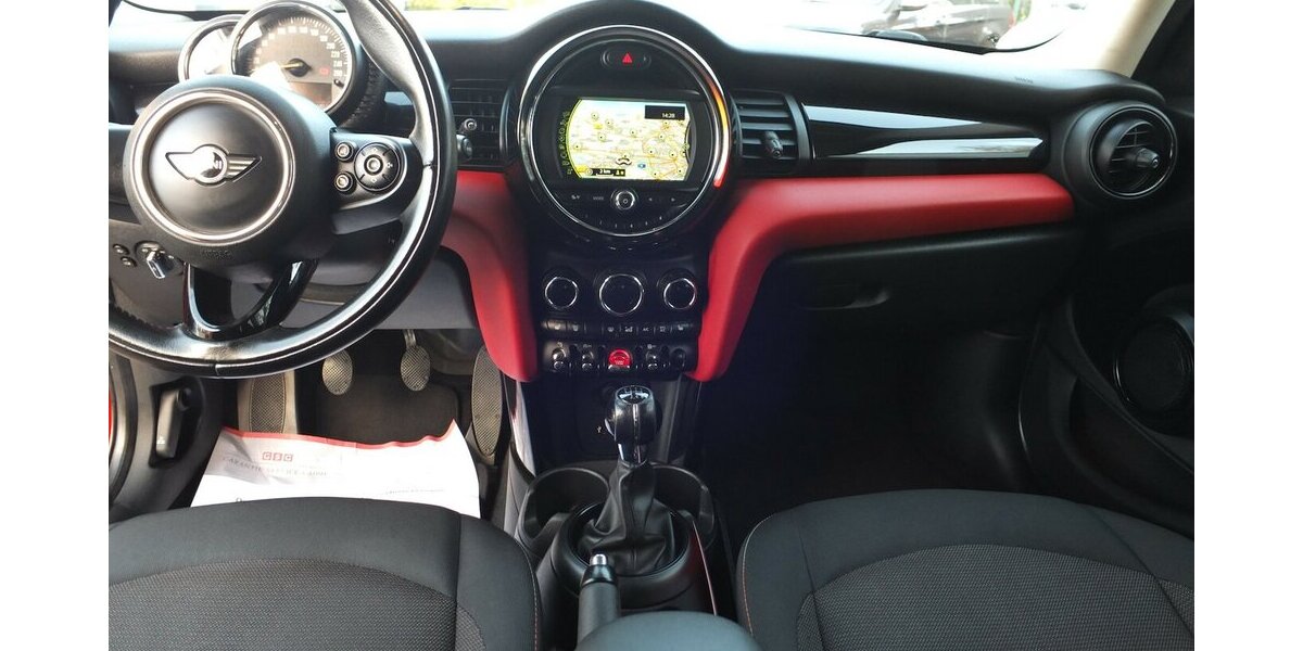 Mini ONE NAVI KLIMAAUT BLUETOOTH PDC 5-TÜRIG 108.788 km 9.904 &euro; Köln 50858