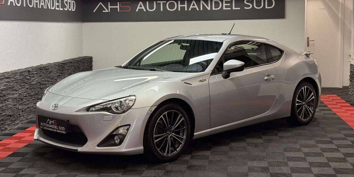 Toyota GT86 127.000 km 21.499 &euro; Remscheid 42857