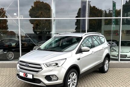Ford Kuga 109.481 km 15.490 &euro; Haan 42781