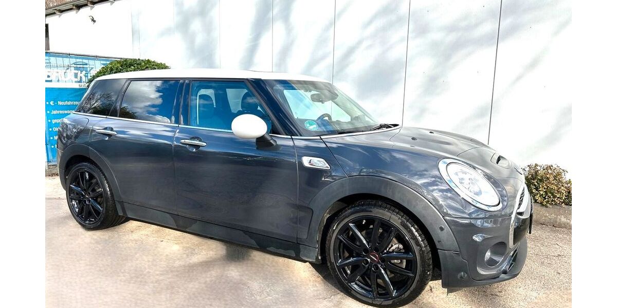 Mini Cooper S Clubman 109.716 km 17.495 &euro; Köln 51107