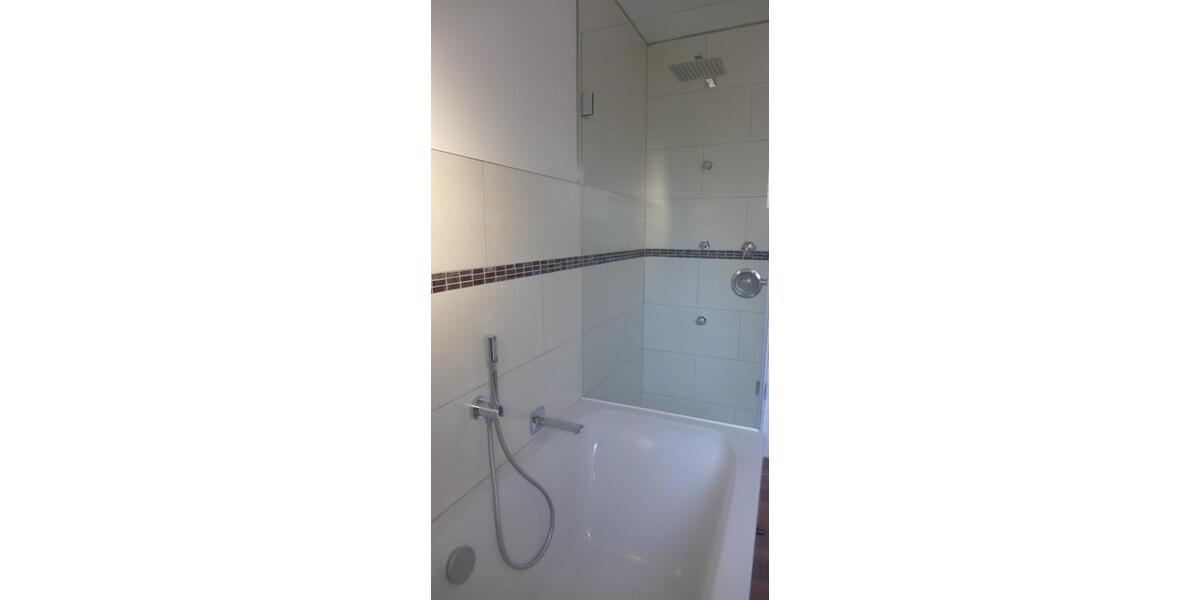 Etagenwohnung Erkrath - 4 Zimmer, 126 m&sup2;, 389.000&euro; | Angebot:25205115