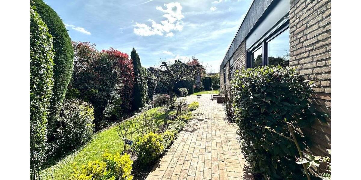 Bungalow Neuss Hoisten - 5 Zimmer, 107 m&sup2;, 449.000&euro; | Angebot:26154719