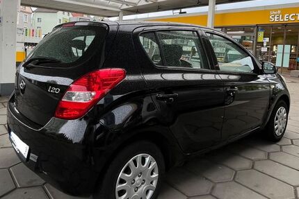 Hyundai i20 141.080 km 4.300 &euro; Wuppertal 42279