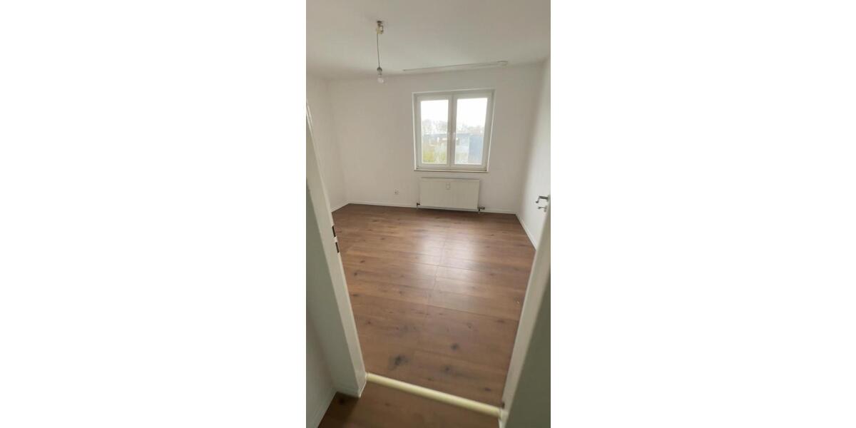 Etagenwohnung Leverkusen Bergisch Neukirchen - 3 Zimmer, 90 m&sup2;, 198.000&euro; | Angebot:26639417