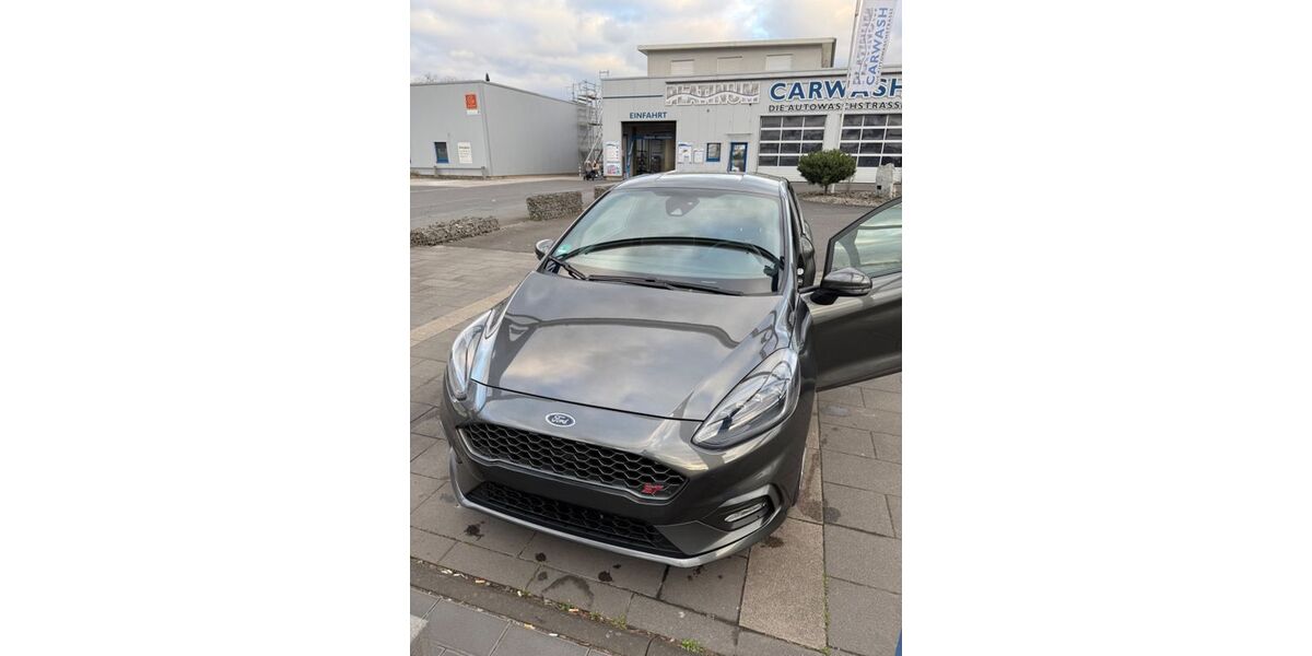 Ford Fiesta 74.000 km 15.000 &euro; Köln 51109