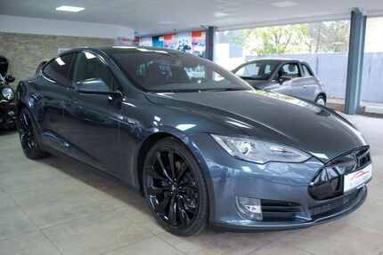 Tesla Model S 117.800 km 24.999 &euro; Hilden (bei Düsseldorf) 40721