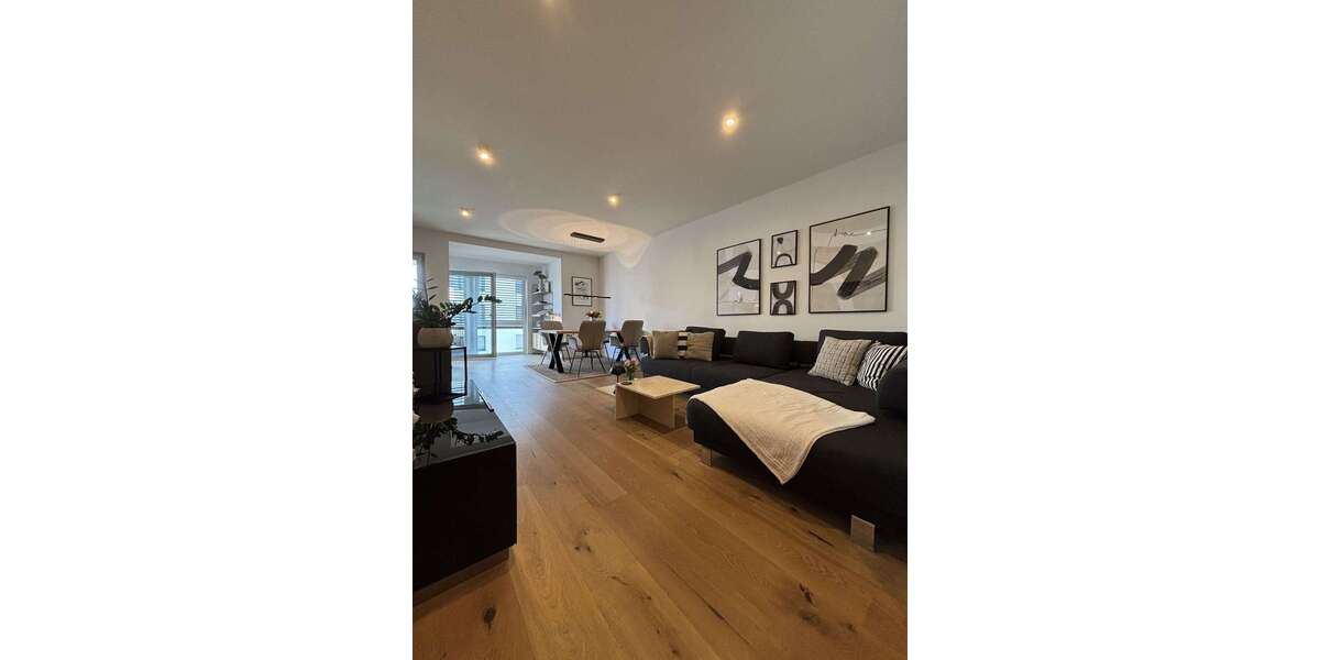 Etagenwohnung Düsseldorf Stadtbezirk 2 - 3 Zimmer, 93 m&sup2;, 2.150&euro; | Angebot:26302182