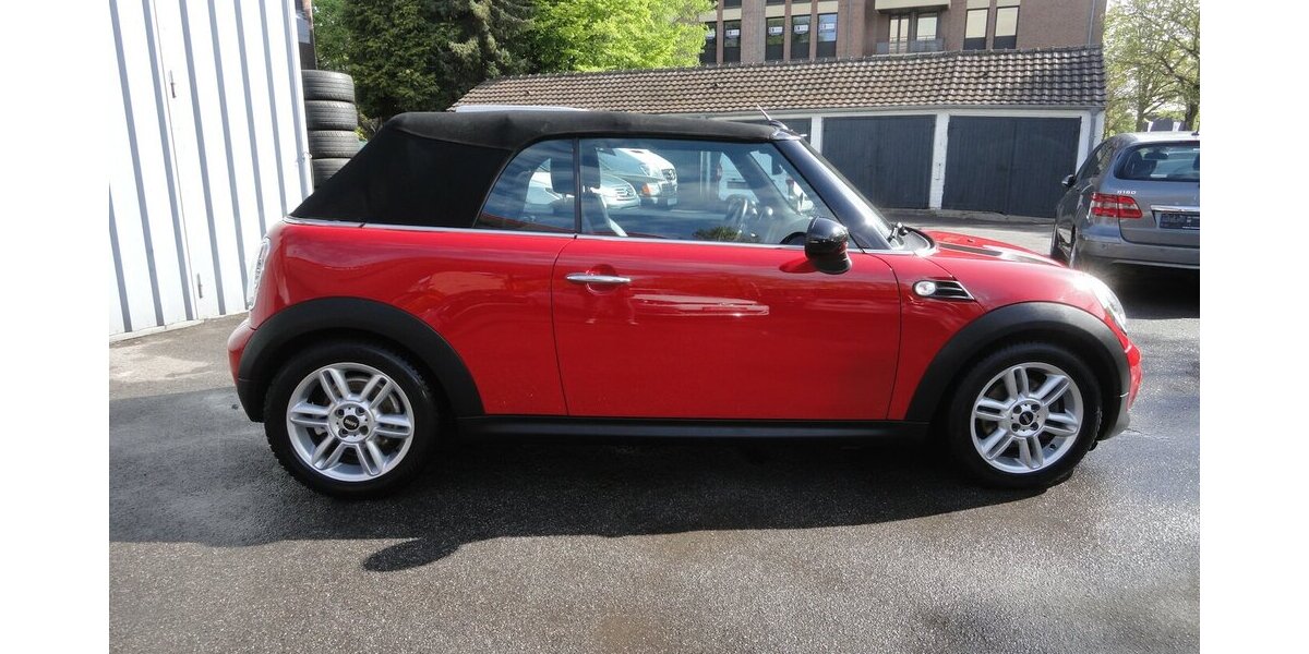 Mini Cooper Cabrio Chili Navi Xenon Leder Klima SHZ 81.000 km 8.950 &euro; Neuss 41462