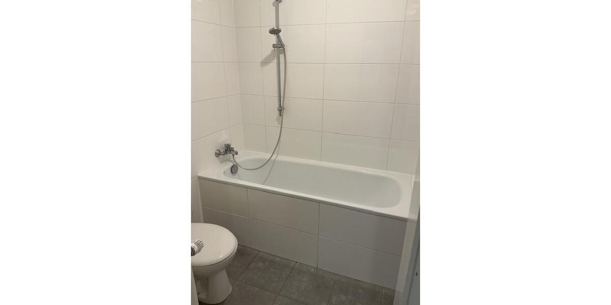 Etagenwohnung Velbert Velbert-Mitte - 2 Zimmer, 63 m&sup2;, 479&euro; | Angebot:26292993