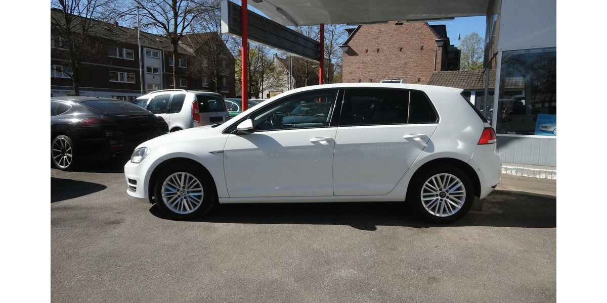 VW Golf Cup 1,4 BMT Autom.Klimatr.SHZ.PDC. 2.Hd 147.000 km 10.950 &euro; Neuss 41462