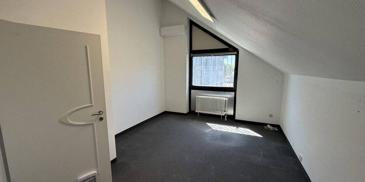 Doppelhaushälfte Willich Anrath - 4 Zimmer, 134 m&sup2;, 399.000&euro; | Angebot:26275139