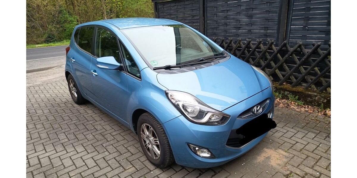 Hyundai ix20 101.000 km 7.900 &euro; Köln 51069