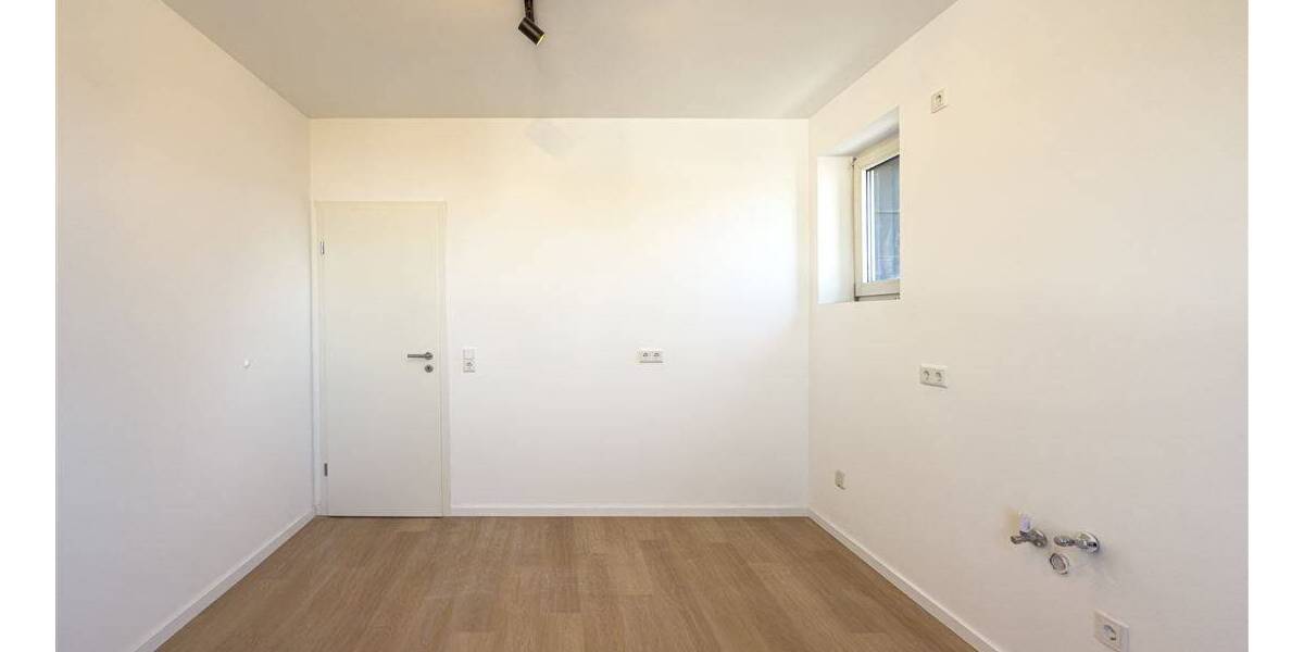 Etagenwohnung Neuss Barbaraviertel - 2 Zimmer, 56 m&sup2;, 950&euro; | Angebot:26820671