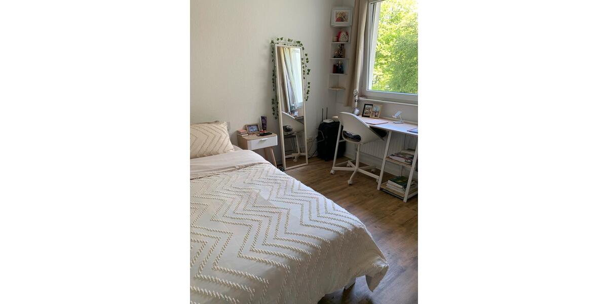 Etagenwohnung Düsseldorf Stadtbezirk 3 - 3 Zimmer, 13 m&sup2;, 480&euro; | Angebot:26300615